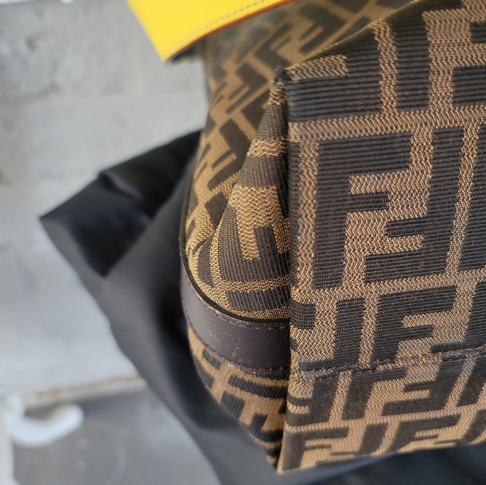 Fendi Brown and Yellow Bag - Picture 8 of 16